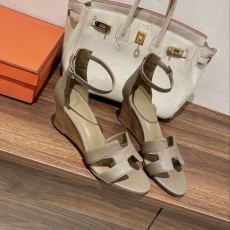 Hermes Sandals